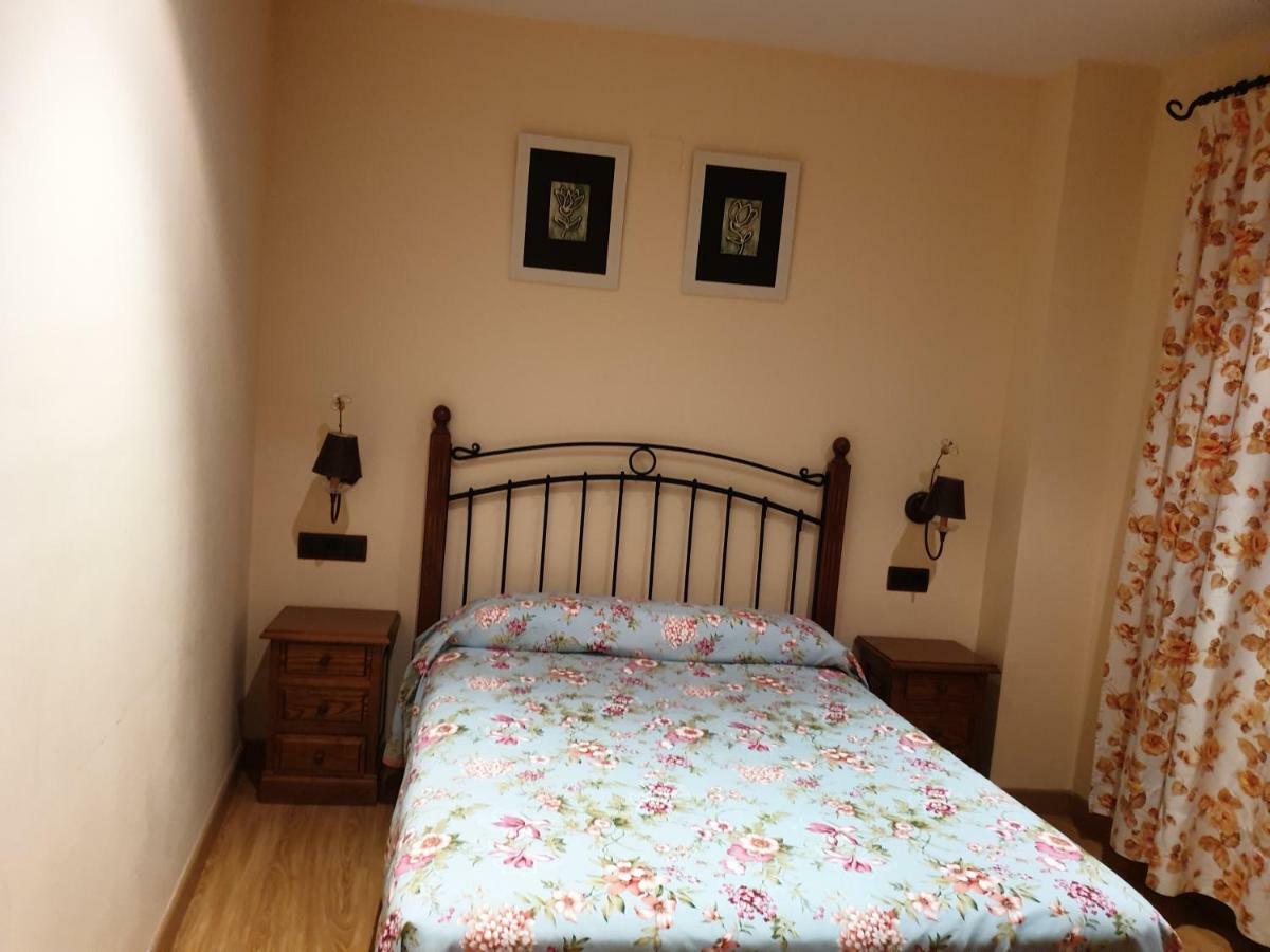 El Cuartelillo Viejo Konuk evi Polientes Dış mekan fotoğraf