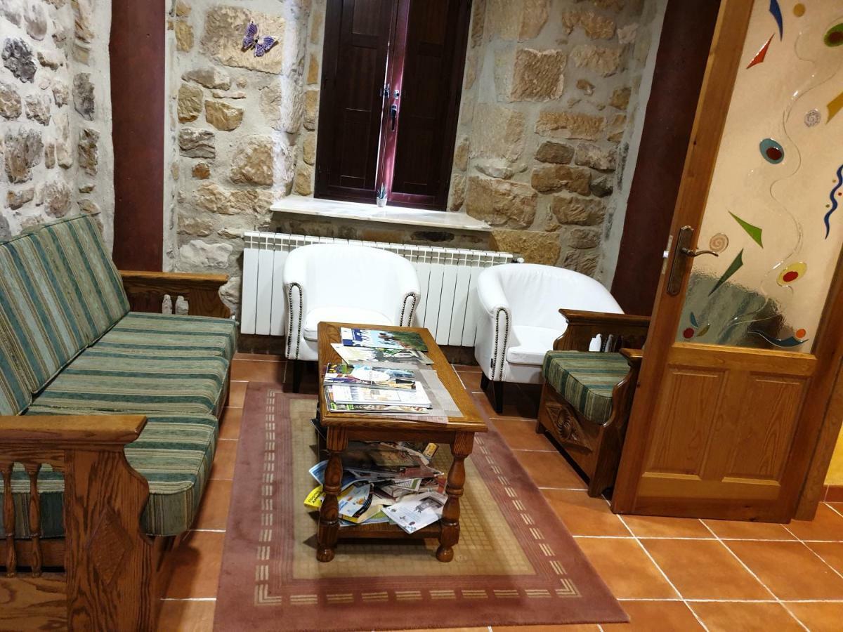 El Cuartelillo Viejo Konuk evi Polientes Dış mekan fotoğraf